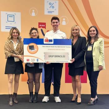 Bölüm Öğrencilerimizden Ulusal Hackathon Başarısı