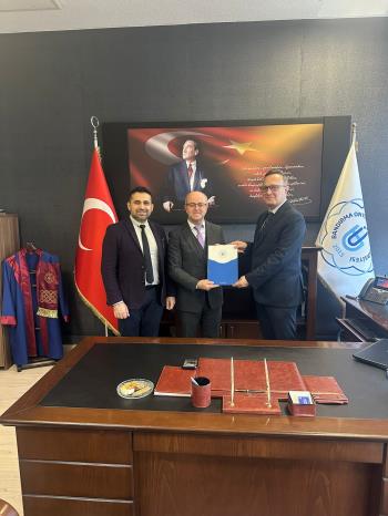 Gönen Ömer Seyfettin Fen Lisesi Müdürlüğü ve Gönen Anadolu Lisesi Müdürlüğü ile Bölümümüz arasında iş birliği protokolü imzalandı.